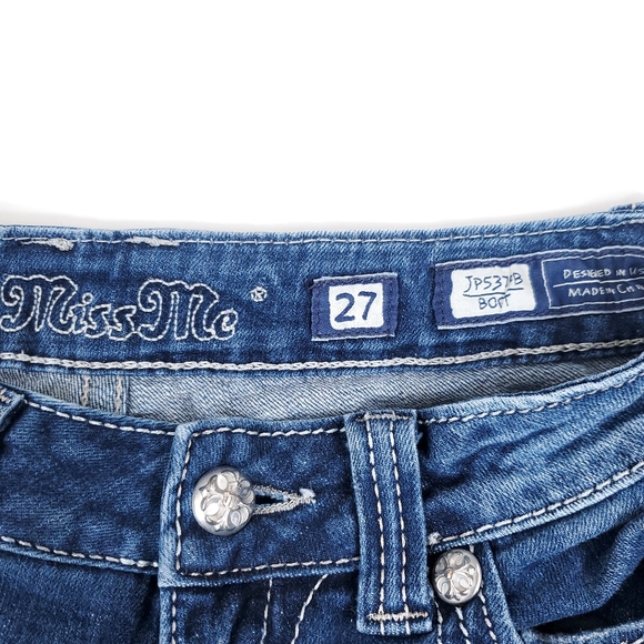Women's Miss Me Boot Cut Jeans Size 27 Mid-Rise Rhinestone - Picture 4 of 8